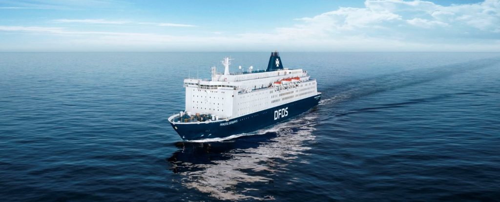 Met de ferry op zakenreis naar Engeland - DFDS